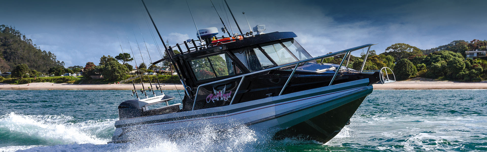 Senator Boats | Pontoon & Typhoon Boat Range