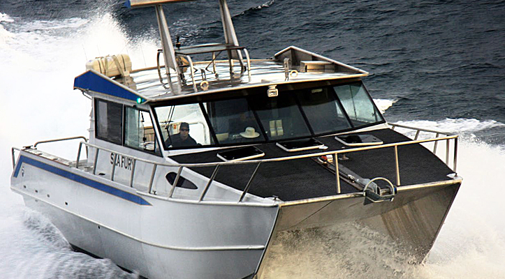 senator-boats-sea-fury-charters
